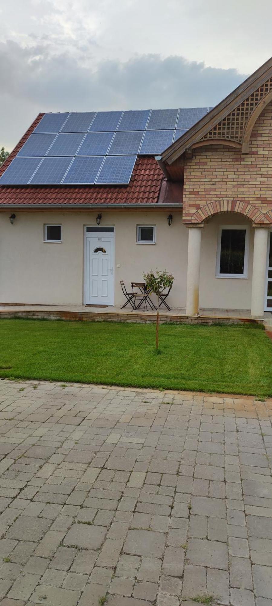Village Garden Family Guest House Tiszakanyar Номер фото