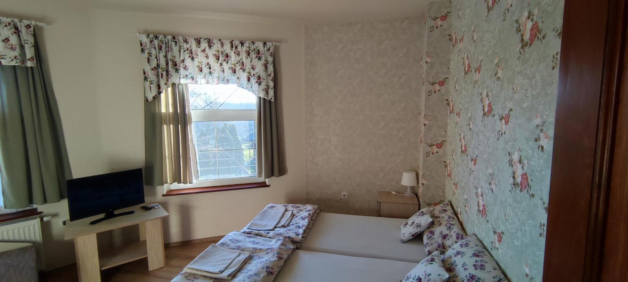Village Garden Family Guest House Tiszakanyar Экстерьер фото