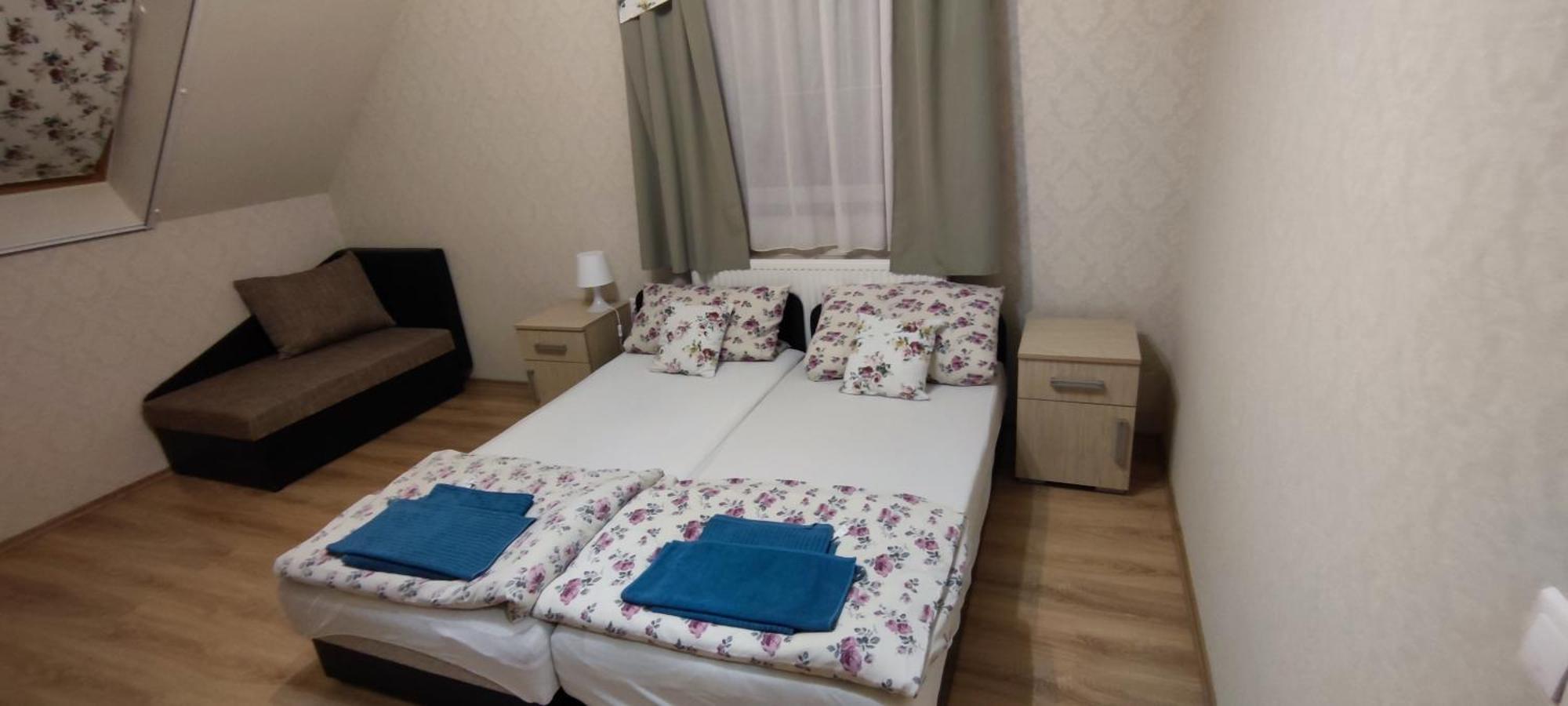Village Garden Family Guest House Tiszakanyar Экстерьер фото